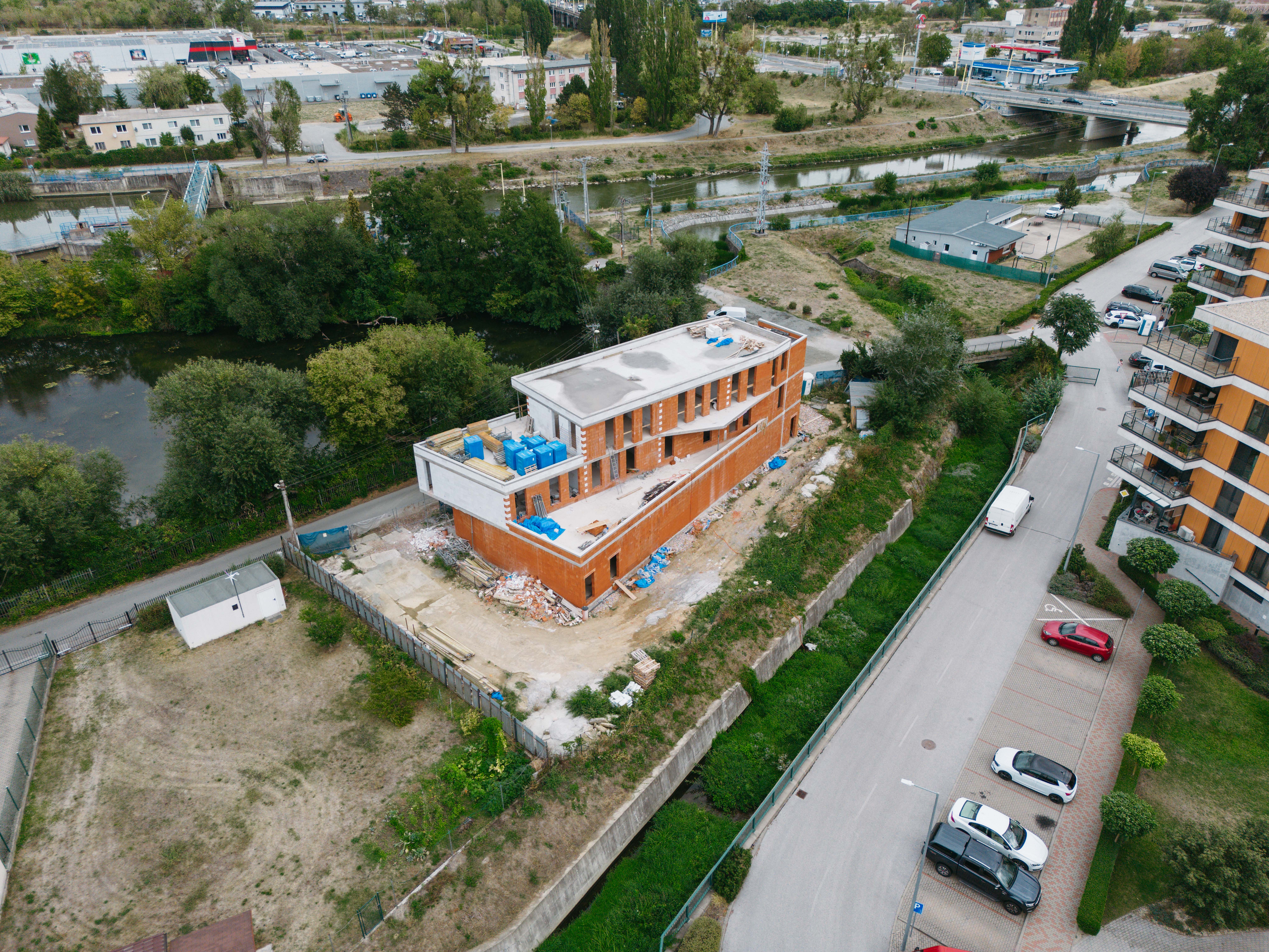 Villa Park Anička – rozostavaná